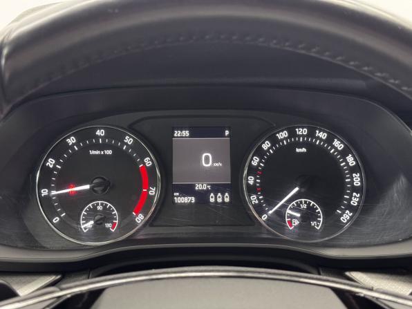 Skoda Octavia IV (A8) с пробегом 2021 года, цена 1 849 000 рублей, 100873 км, лифтбек, Автокод Объявления