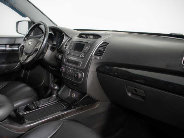 Kia Sorento II Рестайлинг с пробегом 2013 года, цена 1 390 000 рублей, 153000 км, внедорожник, Автокод Объявления