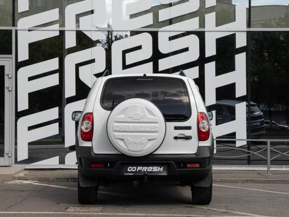 Chevrolet Niva I Рестайлинг с пробегом 2018 года, цена 780 000 рублей, 131384 км, внедорожник, Автокод Объявления