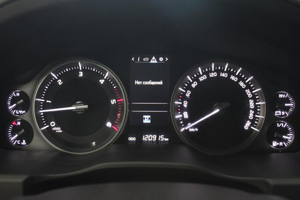 Toyota Land Cruiser 200 Series Рестайлинг 2 Томск  - изображение 8