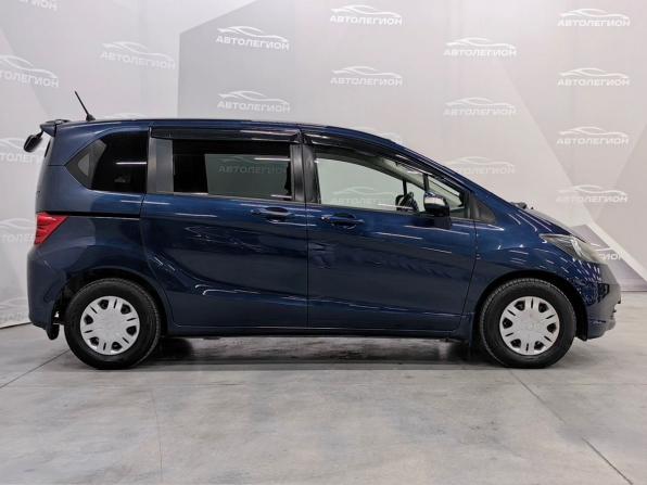 Honda Freed I с пробегом 2010 года, цена 1 160 000 рублей, 120000 км, компактвэн, Автокод Объявления
