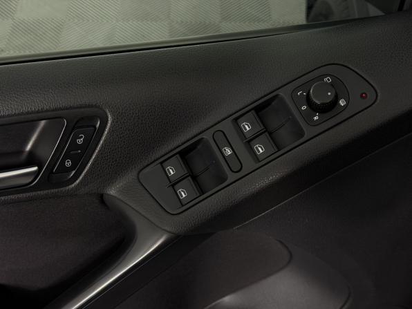 Volkswagen Tiguan I Рестайлинг с пробегом 2013 года, цена 1 190 000 рублей, 131736 км, внедорожник, Автокод Объявления