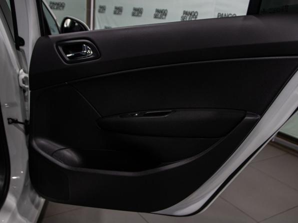Peugeot 408 I с пробегом 2016 года, цена 743 000 рублей, 90000 км, седан, Автокод Объявления