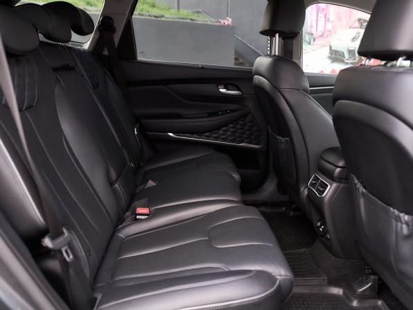 Hyundai Santa Fe IV Рестайлинг с пробегом 2021 года, цена 3 735 200 рублей, 67850 км, внедорожник, Автокод Объявления