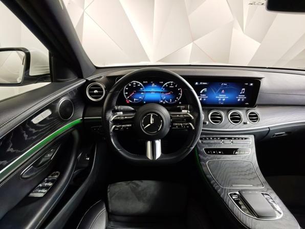 Mercedes-Benz E-Класс V (W213 S213 C238) Рестайлинг с пробегом 2021 года, цена 4 350 000 рублей, 69822 км, седан, Автокод Объявления