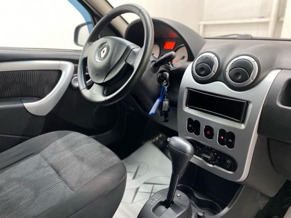 Renault Logan I Рестайлинг с пробегом 2013 года, цена 420 000 рублей, 290031 км, седан, Автокод Объявления