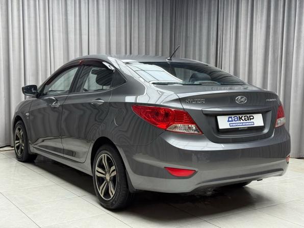 Hyundai Solaris I с пробегом 2013 года, цена 899 000 рублей, 117888 км, седан, Автокод Объявления