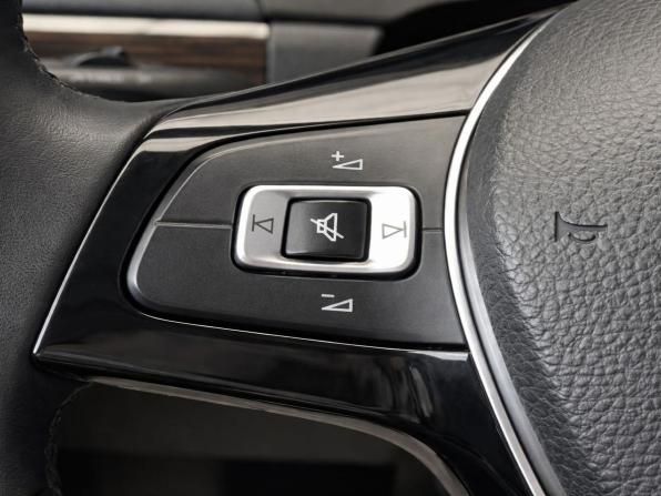 Volkswagen Jetta VI Рестайлинг с пробегом 2014 года, цена 1 287 000 рублей, 139364 км, седан, Автокод Объявления