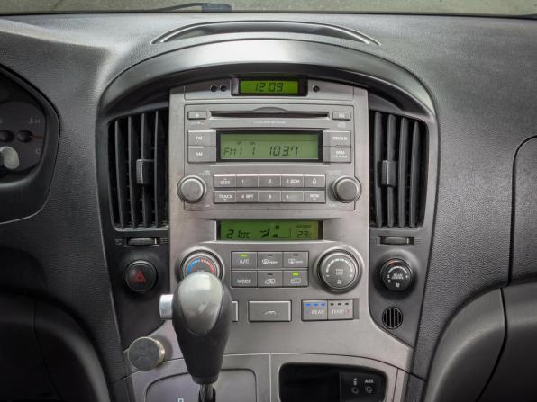 Hyundai Grand Starex I с пробегом 2010 года, цена 1 365 000 рублей, 178000 км, минивэн, Автокод Объявления