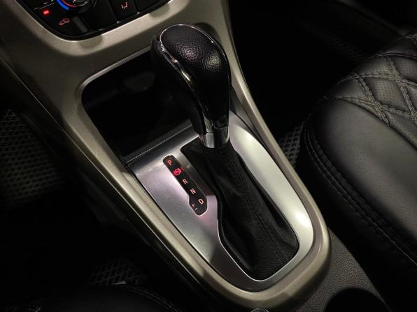 Opel Astra J с пробегом 2012 года, цена 790 000 рублей, 126110 км, хэтчбек, Автокод Объявления