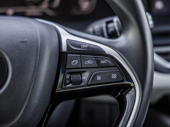Evolute i-PRO с пробегом 2023 года, цена 1 568 000 рублей, 7669 км, седан, Автокод Объявления