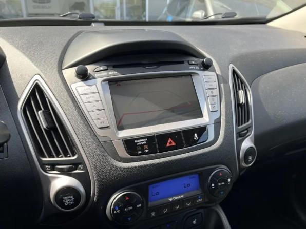 Hyundai ix35 I с пробегом 2011 года, цена 900 000 рублей, 262505 км, внедорожник, Автокод Объявления