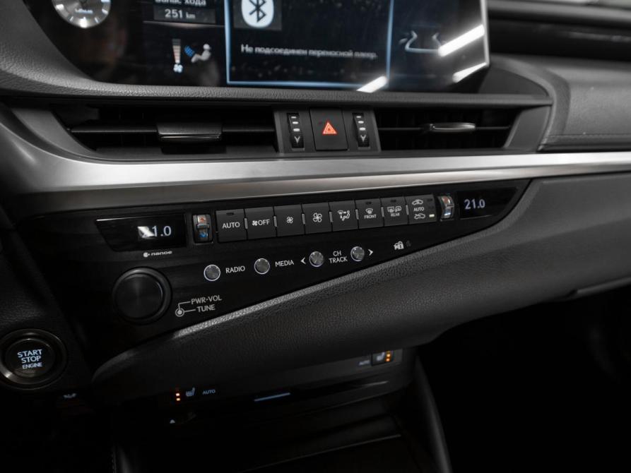 Lexus ES VII Москва  - изображение 18