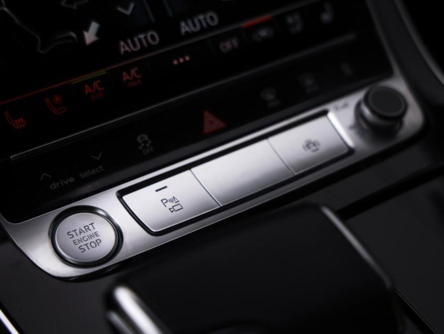 Audi Q8 I (4M) Санкт-Петербург  - изображение 23