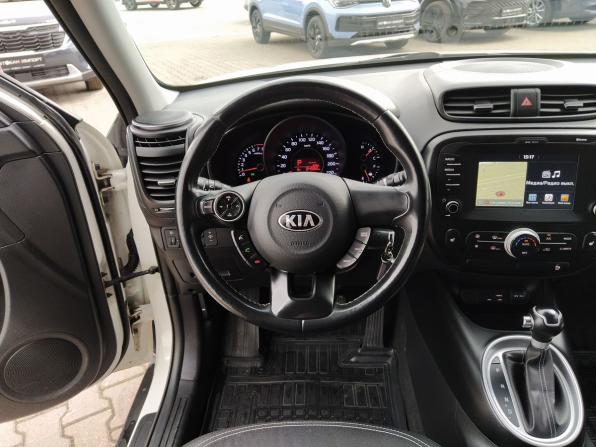 Kia Soul II Рестайлинг с пробегом 2018 года, цена 1 919 000 рублей, 64767 км, хэтчбек, Автокод Объявления