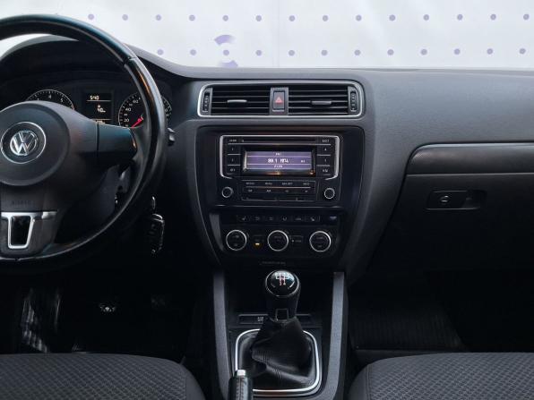 Volkswagen Jetta VI Рестайлинг с пробегом 2014 года, цена 900 000 рублей, 193143 км, седан, Автокод Объявления