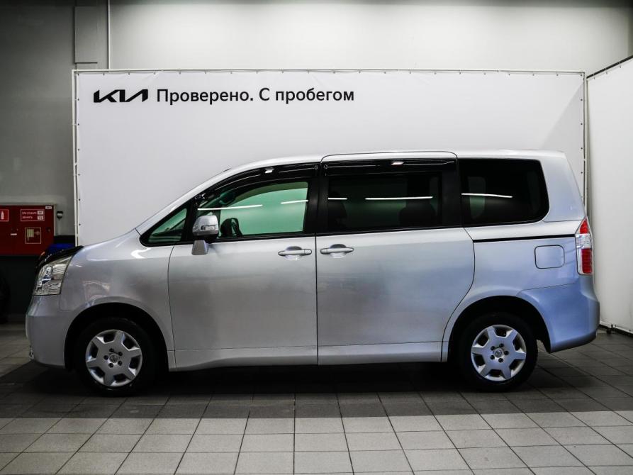 Toyota Noah II (R70) Красноярск  - изображение 9