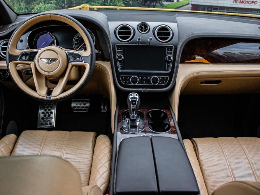 Bentley Bentayga I Москва  - изображение 11