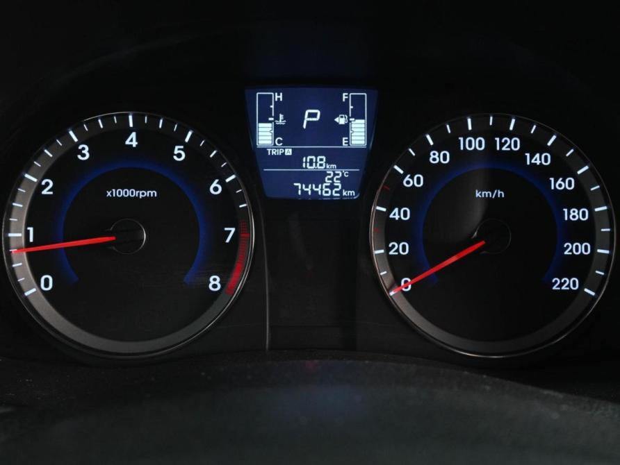 Hyundai Solaris I Рестайлинг Ростов-на-Дону  - изображение 16