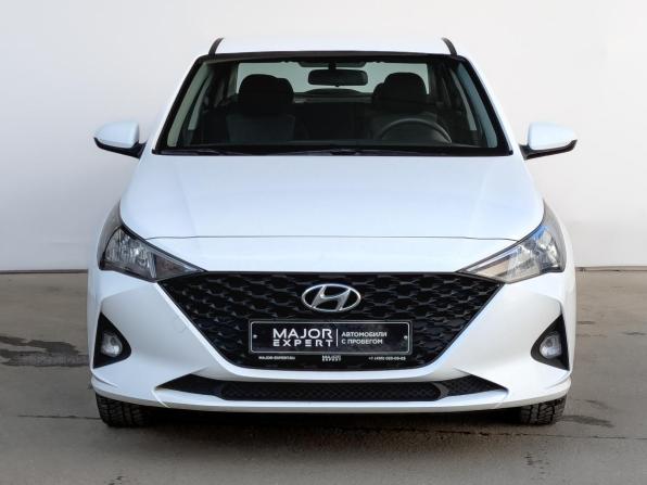 Hyundai Solaris II Рестайлинг с пробегом 2022 года, цена 1 670 000 рублей, 74258 км, седан, Автокод Объявления