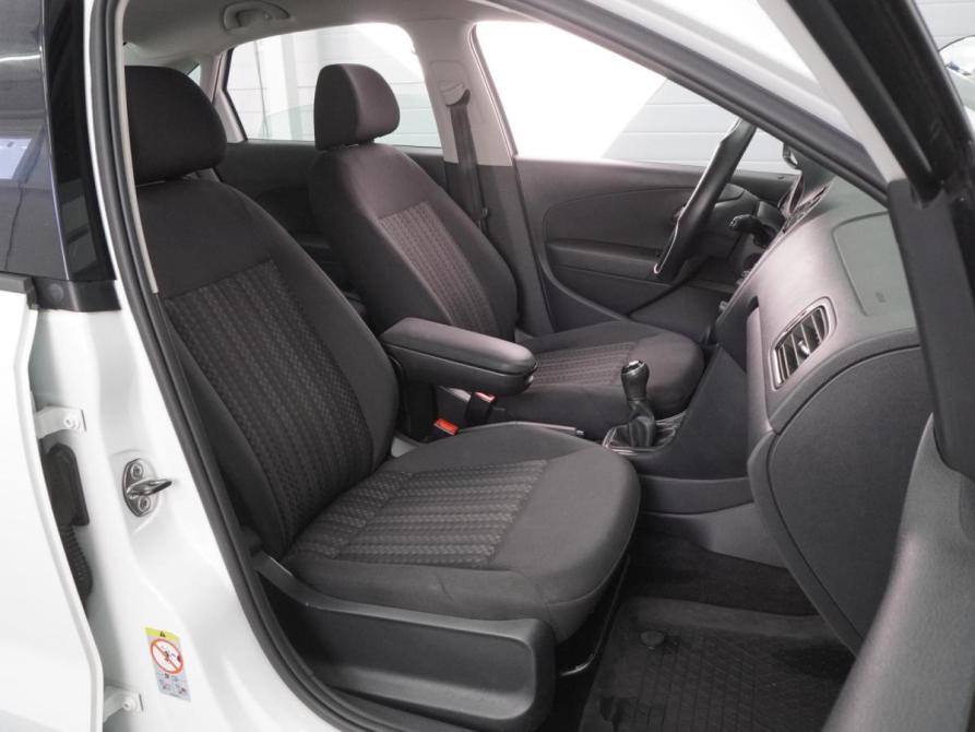 Volkswagen Polo V Рестайлинг Воронеж  - изображение 8