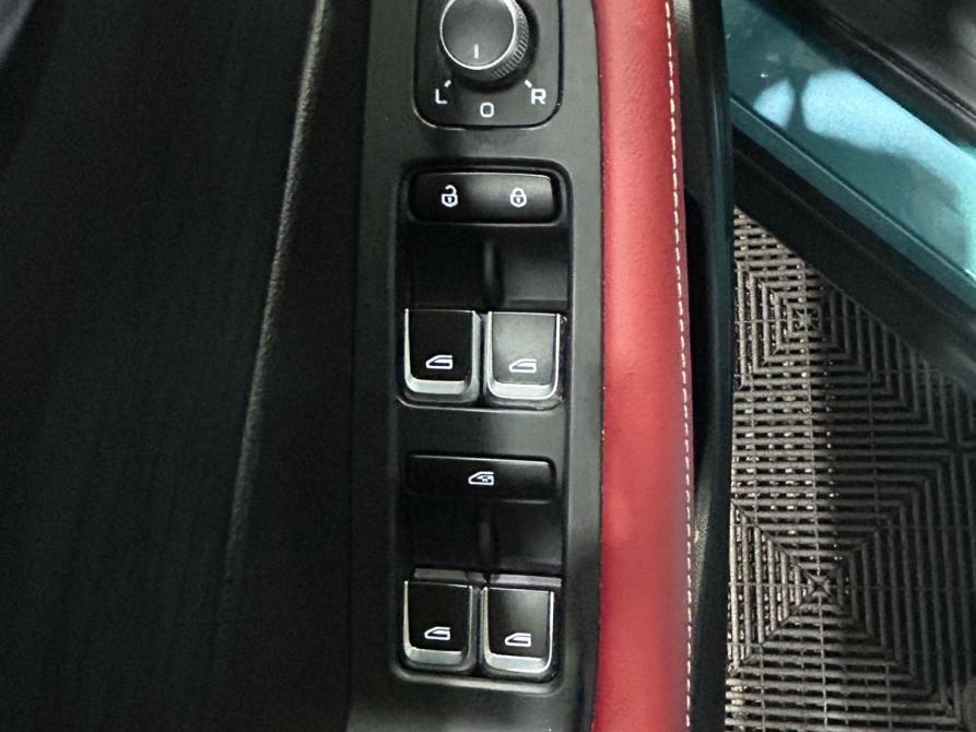 Geely Coolray I Рестайлинг Оренбург  - изображение 9