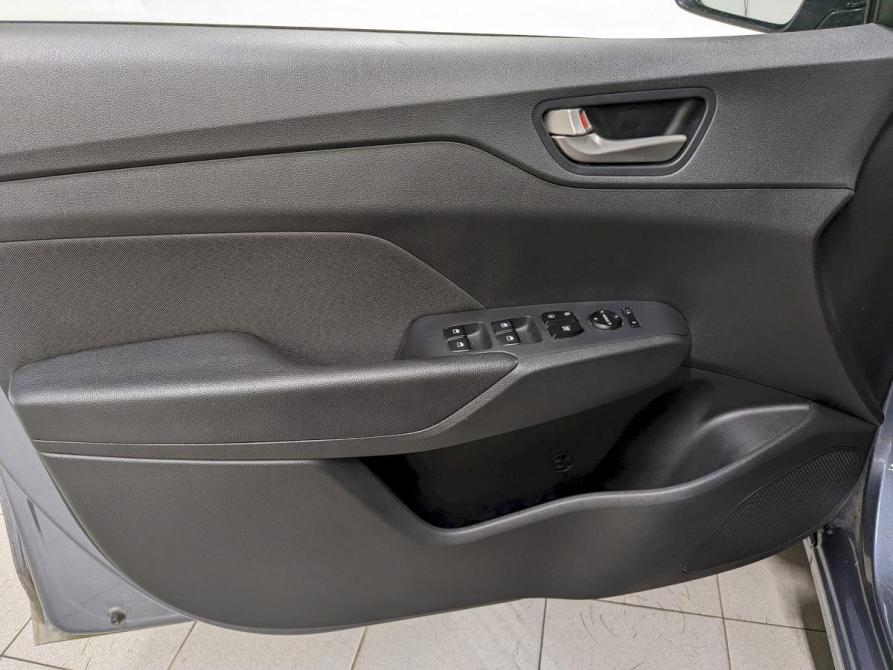 Hyundai Solaris II Москва  - изображение 11