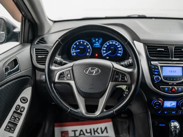 Hyundai Solaris I с пробегом 2012 года, цена 940 000 рублей, 135796 км, хэтчбек, Автокод Объявления
