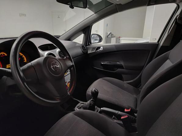 Opel Corsa D Рестайлинг II с пробегом 2013 года, цена 597 000 рублей, 134213 км, хэтчбек, Автокод Объявления
