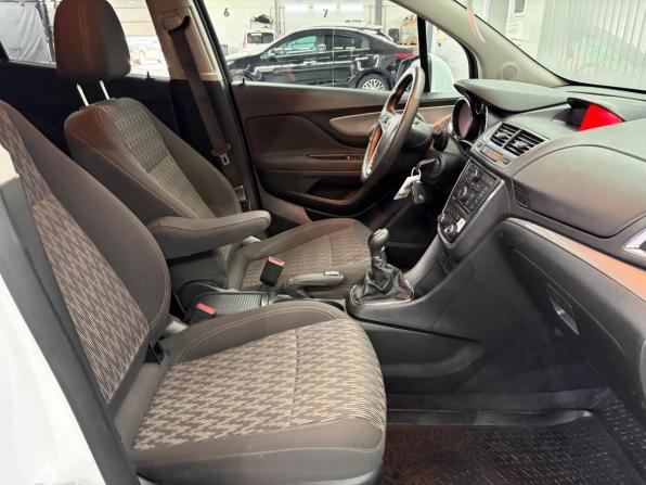 Opel Mokka I с пробегом 2013 года, цена 997 000 рублей, 174802 км, внедорожник, Автокод Объявления