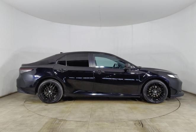 Toyota Camry VII (XV50) Рестайлинг 2 с пробегом 2018 года, цена 2 299 000 рублей, 221950 км, седан, Автокод Объявления