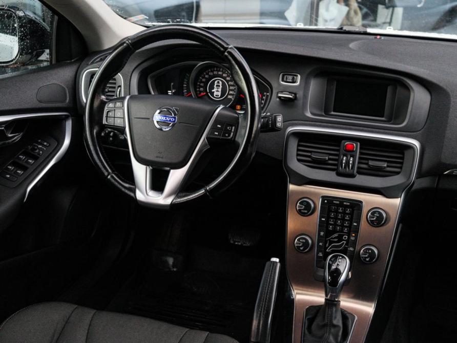 Volvo V40 Cross Country I Москва  - изображение 11