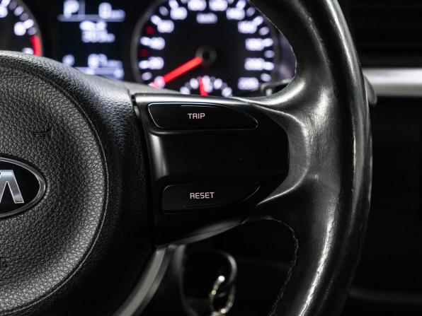 Kia Rio IV с пробегом 2018 года, цена 1 270 000 рублей, 166582 км, седан, Автокод Объявления