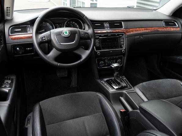 Skoda Superb II с пробегом 2010 года, цена 1 170 000 рублей, 202683 км, лифтбек, Автокод Объявления