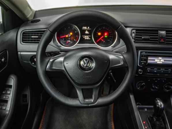 Volkswagen Jetta VI Рестайлинг с пробегом 2015 года, цена 969 000 рублей, 237923 км, седан, Автокод Объявления