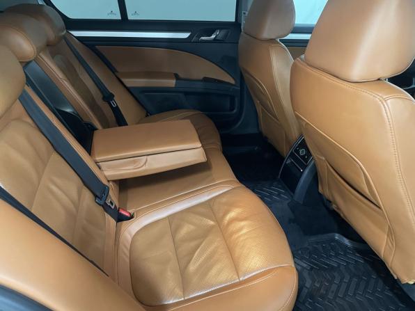 Skoda Superb II Рестайлинг с пробегом 2014 года, цена 1 220 000 рублей, 121223 км, лифтбек, Автокод Объявления