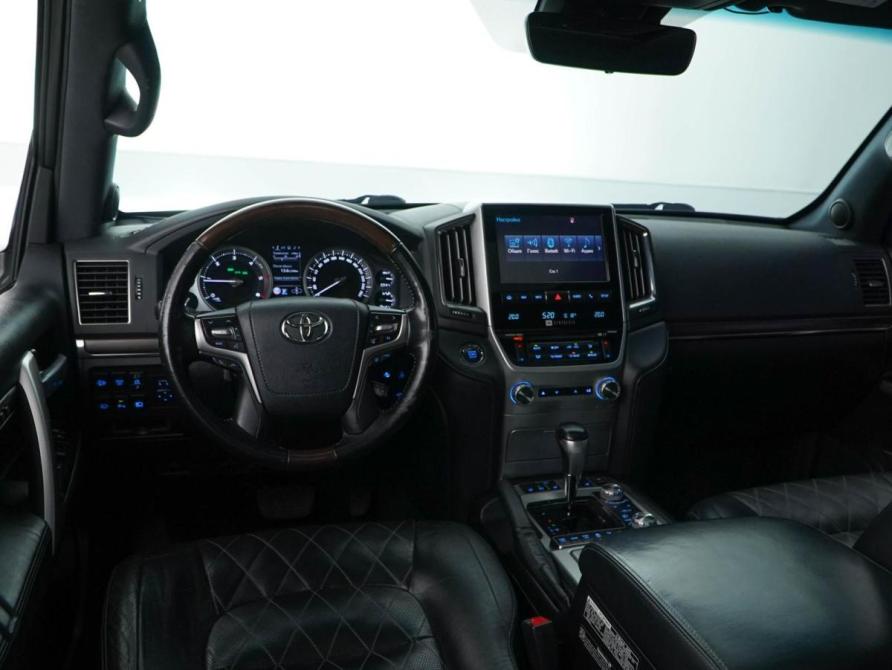 Toyota Land Cruiser 200 Series Рестайлинг 2 Москва  - изображение 9