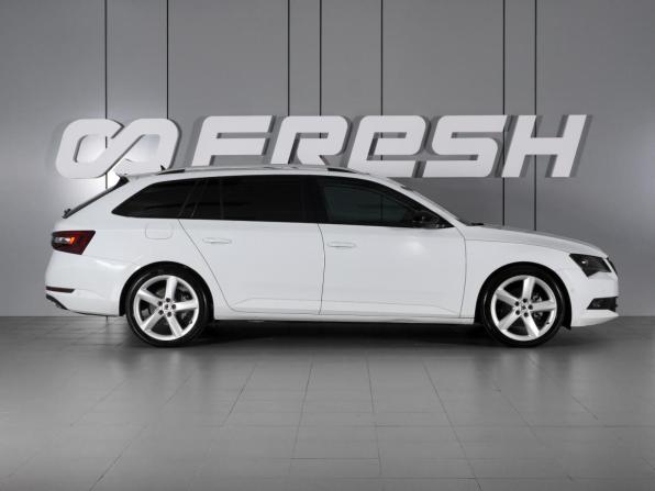 Skoda Superb III с пробегом 2019 года, цена 2 530 000 рублей, 201763 км, универсал, Автокод Объявления