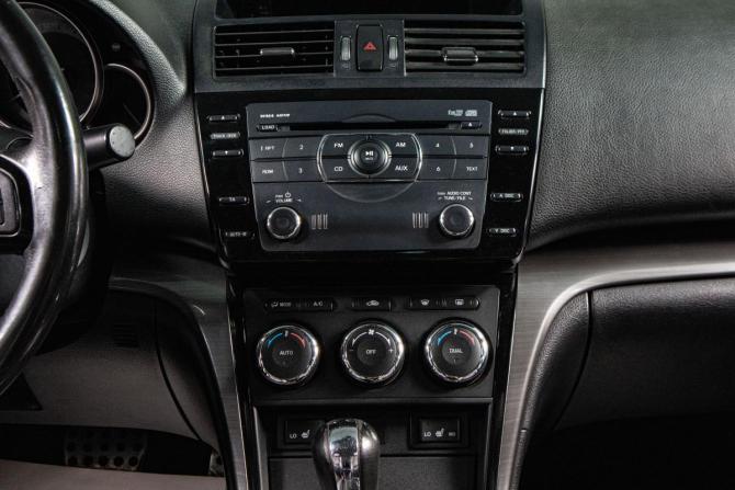 Mazda 6 II (GH) Рестайлинг с пробегом 2011 года, цена 1 019 000 рублей, 253700 км, седан, Автокод Объявления