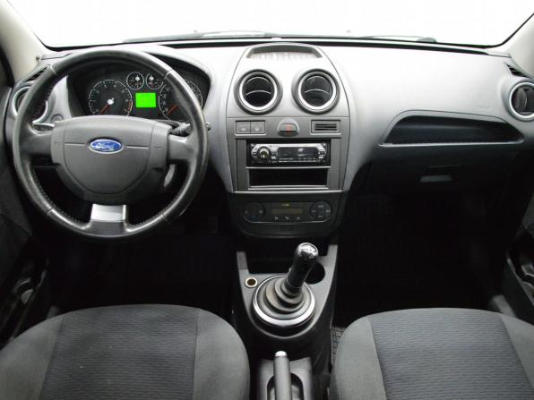 Ford Fiesta Mk5 с пробегом 2006 года, цена 150 000 рублей, 274000 км, хэтчбек, Автокод Объявления
