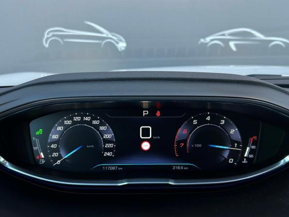Peugeot 3008 II с пробегом 2017 года, цена 1 598 900 рублей, 117087 км, внедорожник, Автокод Объявления