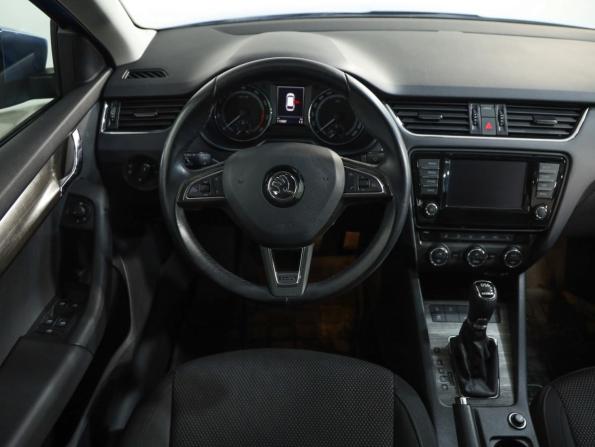 Skoda Octavia III (A7) с пробегом 2016 года, цена 2 199 000 рублей, 115481 км, универсал, Автокод Объявления