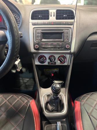 Volkswagen Polo V с пробегом 2013 года, цена 629 000 рублей, 383419 км, седан, Автокод Объявления