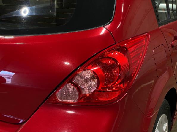 Nissan Tiida I Рестайлинг с пробегом 2012 года, цена 909 000 рублей, 177029 км, хэтчбек, Автокод Объявления