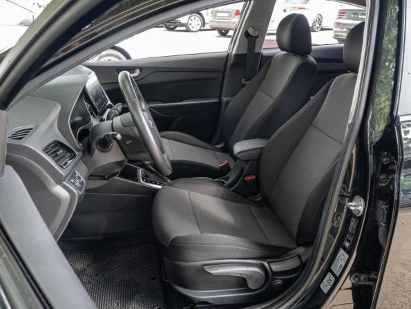 Hyundai Solaris II Рестайлинг с пробегом 2021 года, цена 1 815 000 рублей, 46534 км, седан, Автокод Объявления