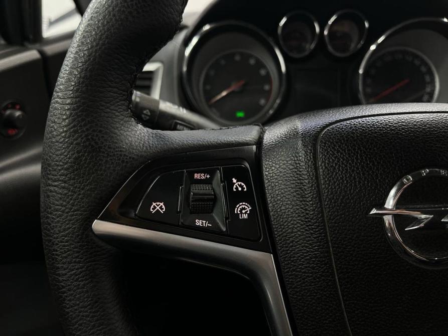 Opel Astra J Рестайлинг Ростов-на-Дону  - изображение 9