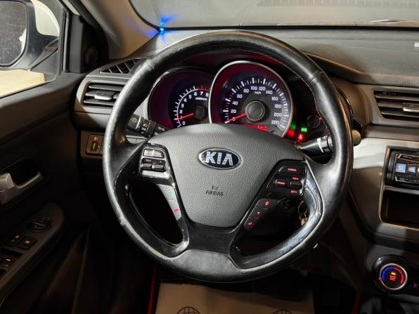 Kia Rio III Рестайлинг с пробегом 2015 года, цена 1 049 000 рублей, 136471 км, седан, Автокод Объявления