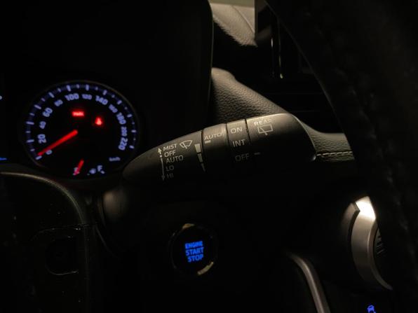 Toyota RAV4 V (XA50) с пробегом 2021 года, цена 3 100 000 рублей, 113746 км, внедорожник, Автокод Объявления