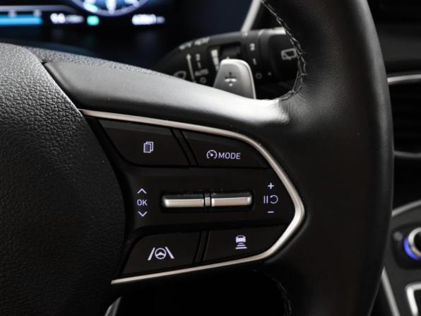 Hyundai Santa Fe IV Рестайлинг с пробегом 2021 года, цена 3 997 000 рублей, 62859 км, внедорожник, Автокод Объявления