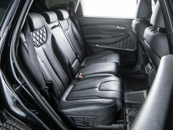 Hyundai Santa Fe IV Рестайлинг с пробегом 2022 года, цена 4 430 000 рублей, 12820 км, внедорожник, Автокод Объявления